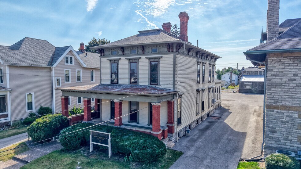 More Photos Of 516 W Washington St, Sandusky Office For Sale