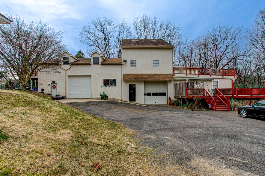 Primary Photo Of 3328 Huntingdon Pike, Huntingdon Valley Service For Sale