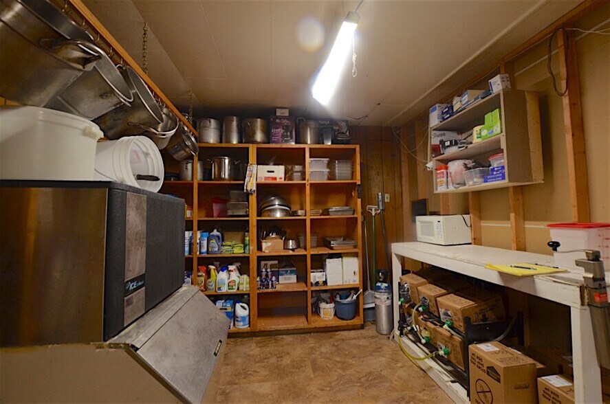 More Photos Of 108 Bailey St, Lima Restaurant For Sale