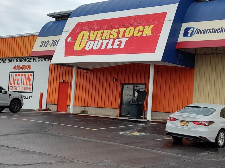More Photos Of 960 French Rd, Cheektowaga Light Distribution For Sale