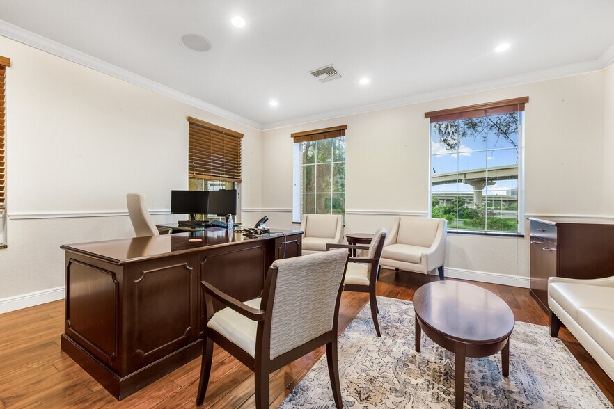 More Photos Of 3615 E Frontage Rd, Tampa Office Residential For Sale