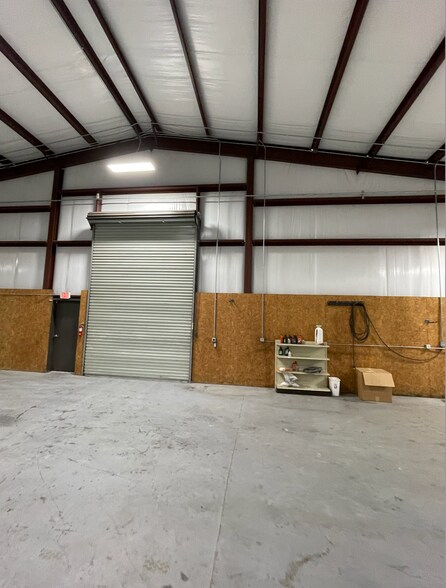 More Photos Of 101 Old Dairy Rd, Ailey Warehouse For Sale