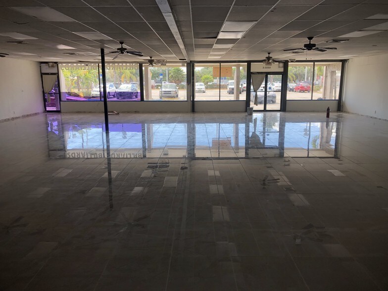 More Photos Of 4850-4860 S State Road 7, Hollywood Unknown For Lease