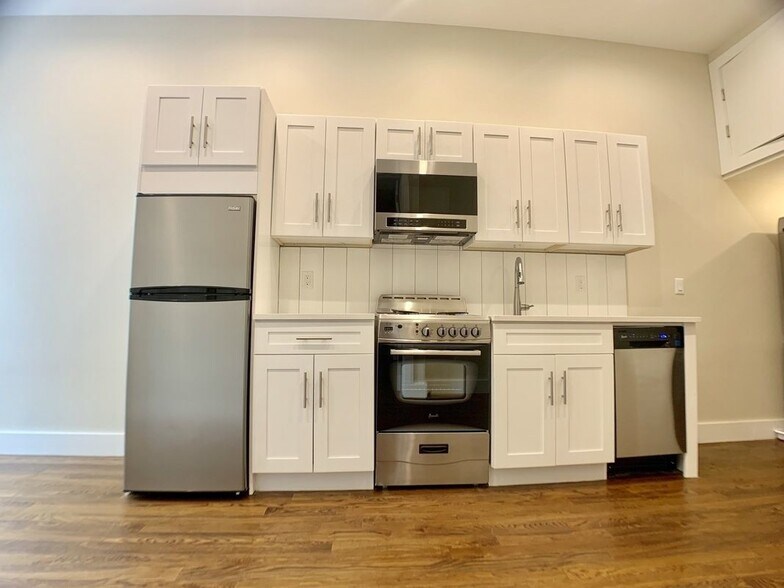 More Photos Of 252 W 132nd St, New York Apartments For Sale