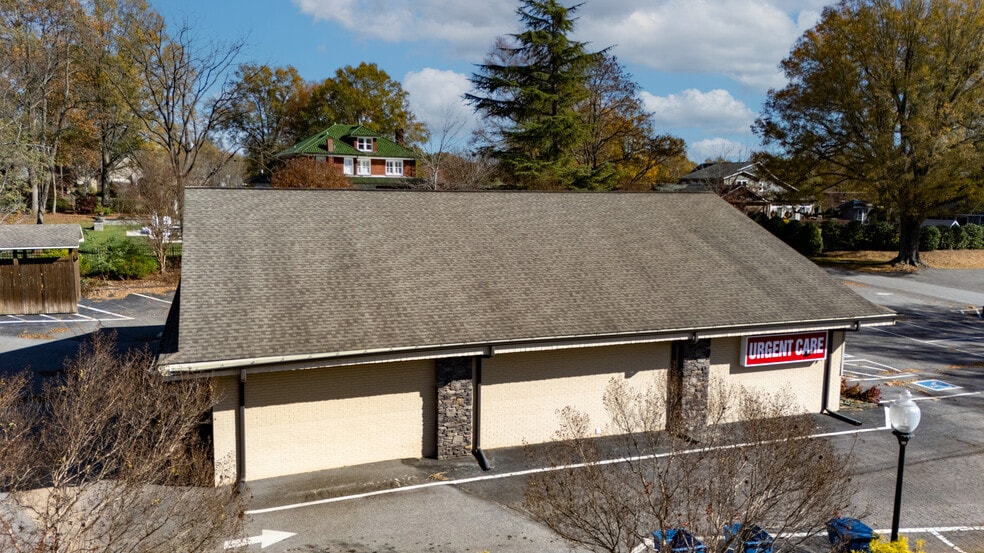 More Photos Of 60 2nd Ave SW, Taylorsville Healthcare For Sale