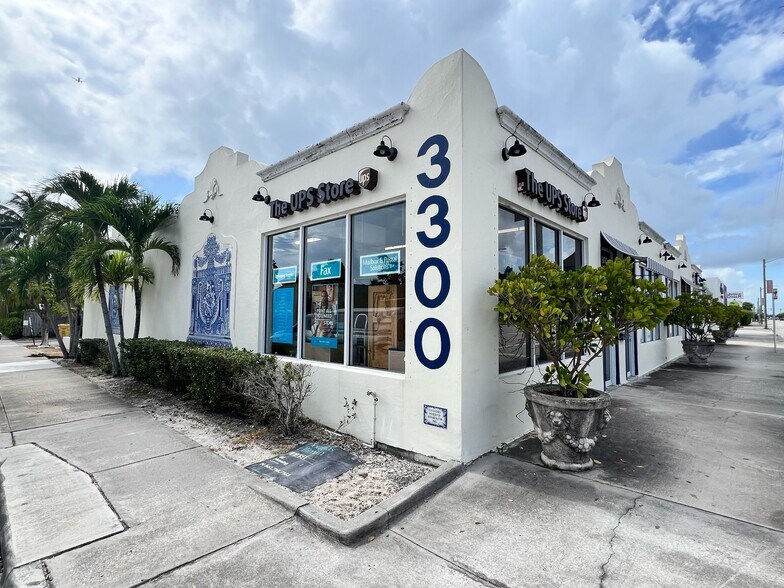 More Photos Of 3300 S Dixie Hwy, West Palm Beach Freestanding For Sale