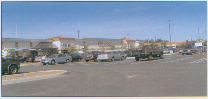 More Photos Of 460-480 Elm St, West Haven Storefront For Lease