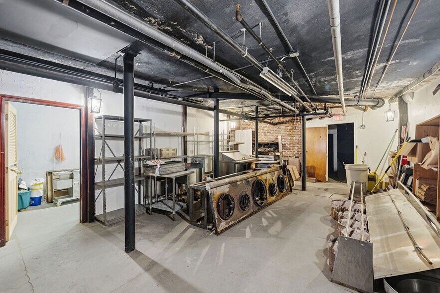 More Photos Of 159 S Main St, Fall River General Retail For Sale