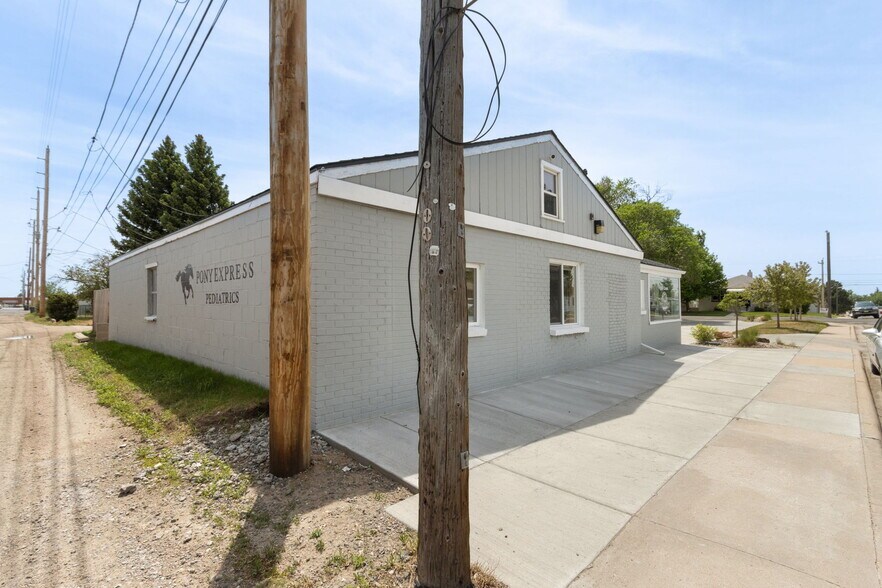 More Photos Of 1307 Crook Ave, Cheyenne Medical For Sale