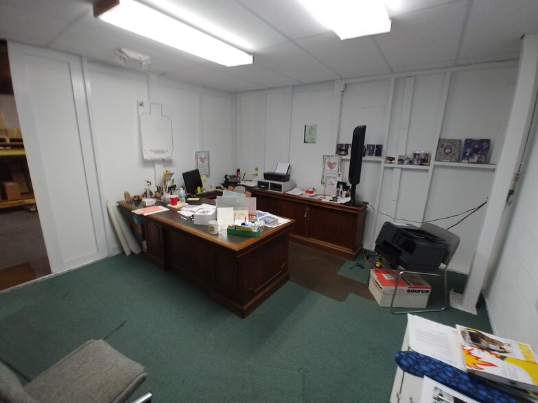 More Photos Of 6187 NW 167th St, Miami Lakes Office For Sale