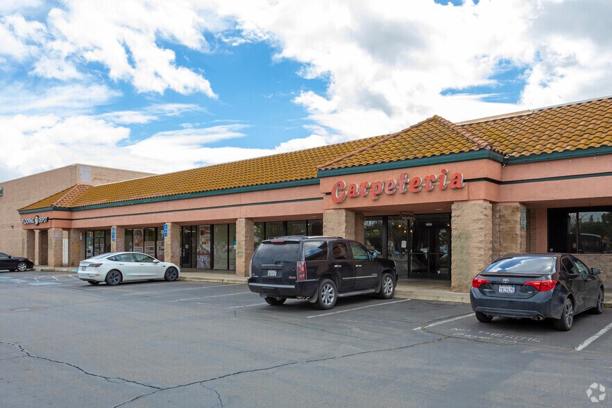 More Photos Of 3257 W Shaw Ave, Fresno Freestanding For Lease