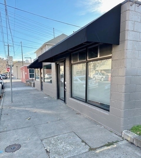 Primary Photo Of 353 SW 1st St, Pendleton Office For Lease