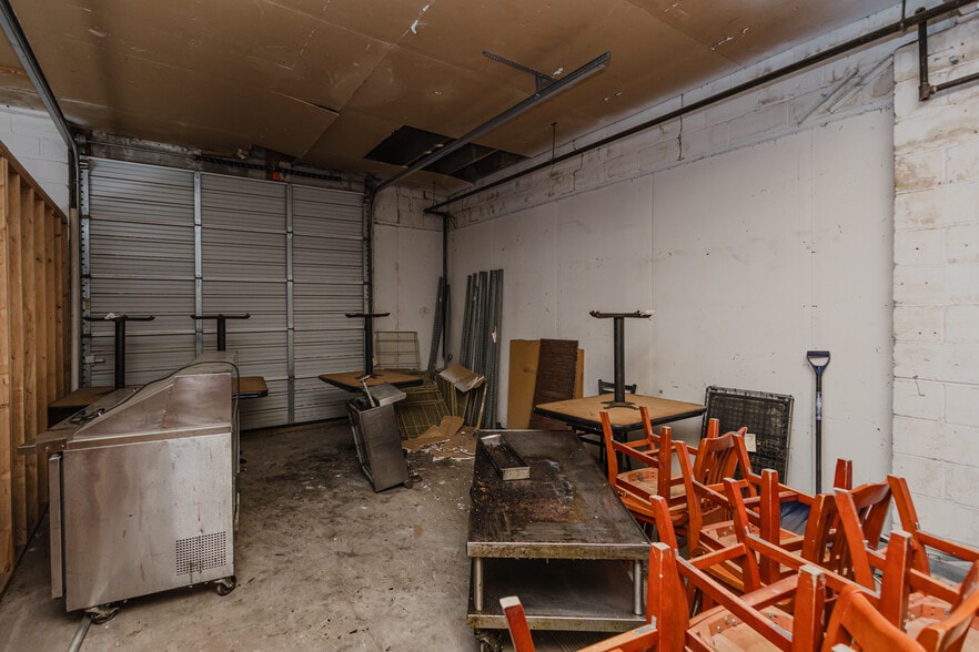 More Photos Of 470 N Seneca St, Wichita Warehouse For Sale