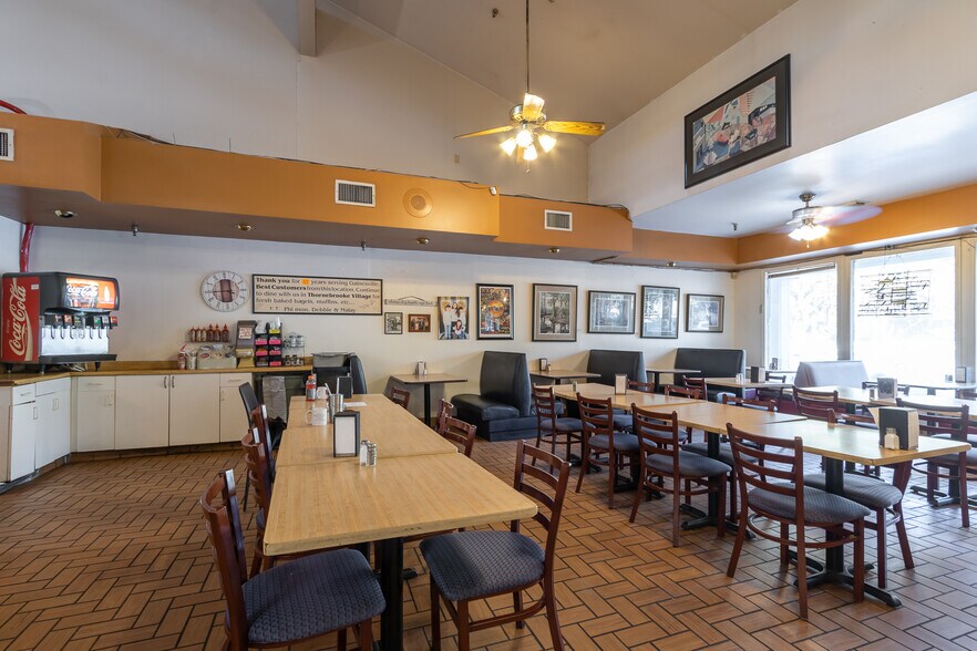 More Photos Of 2441 NW 43rd St, Gainesville Storefront For Sale