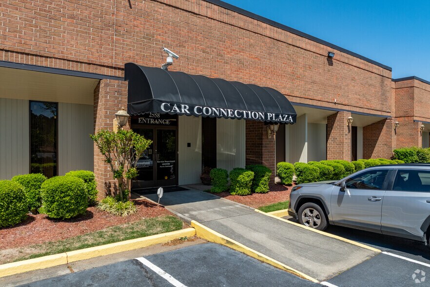 More Photos Of 2558 Mountain Industrial Blvd, Tucker Distribution For Sale