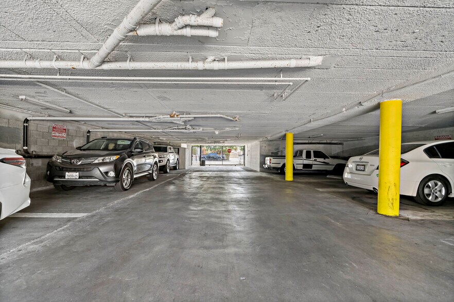 More Photos Of 1715 Westmoreland Blvd, Los Angeles Apartments For Sale