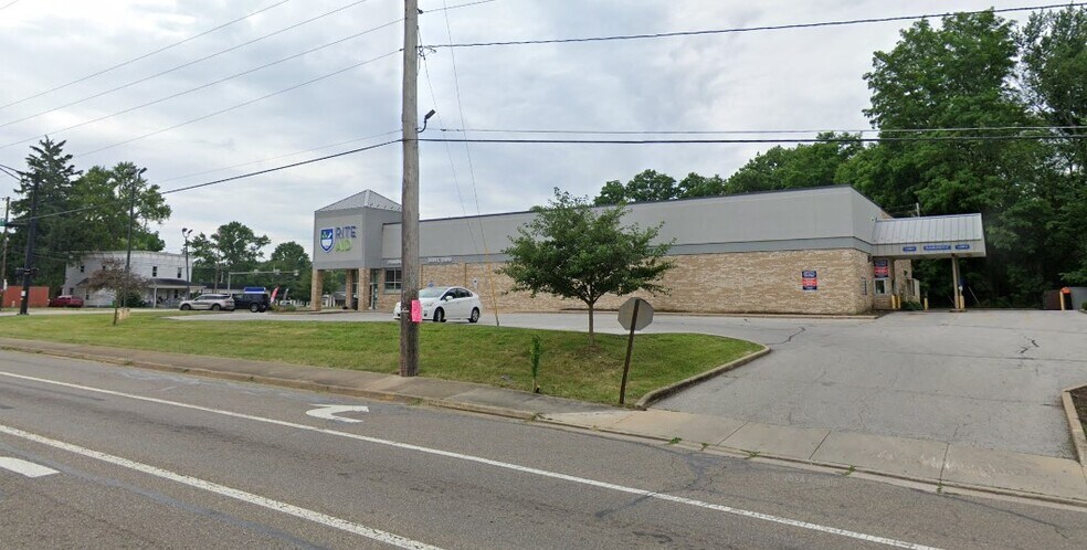 More Photos Of 1403 Wooster Rd W, Barberton General Retail For Sale