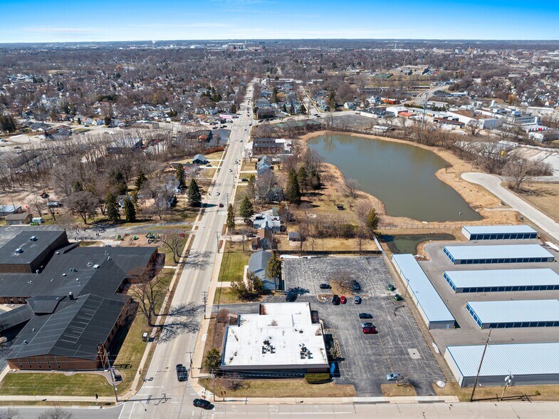 More Photos Of 1751 Deckner Ave, Green Bay Medical For Sale