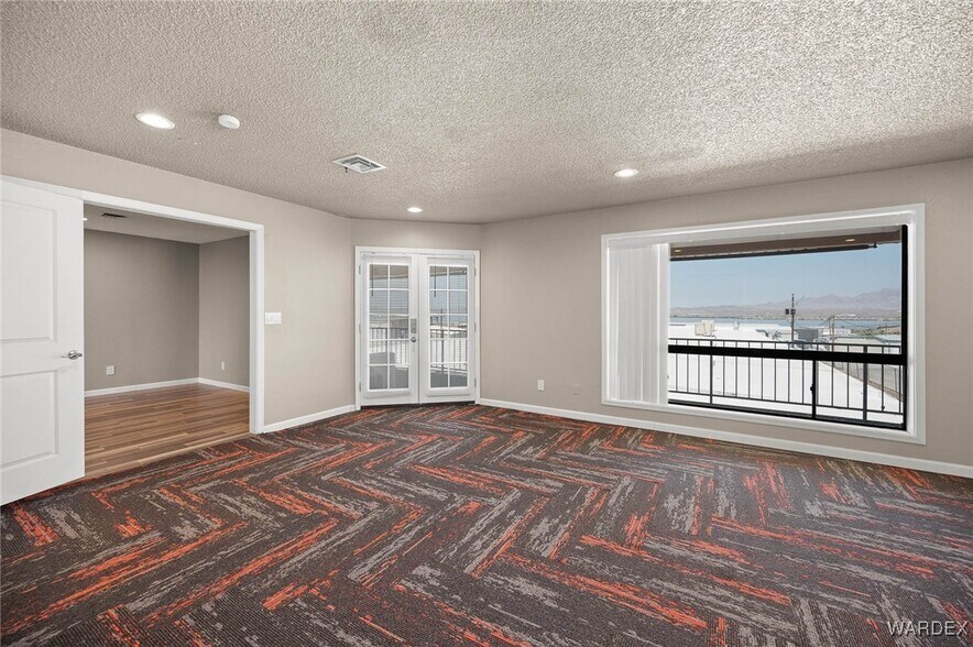 More Photos Of 1055 Empire Dr, Lake Havasu City Distribution For Lease