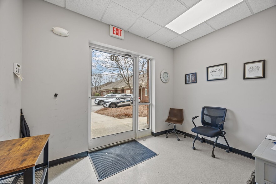 More Photos Of 9 Walden Ridge Dr, Asheville Medical For Lease