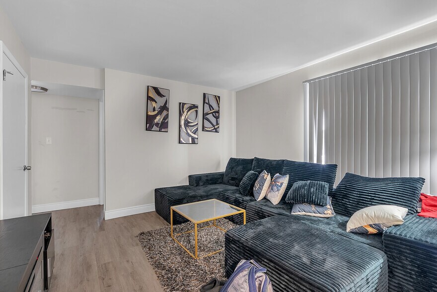 More Photos Of 9201 Kennedy Ave, Highland Apartments For Sale