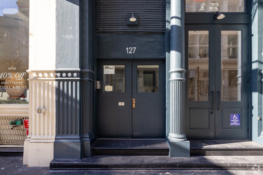 More Photos Of 127 Greene St, New York Apartments For Lease