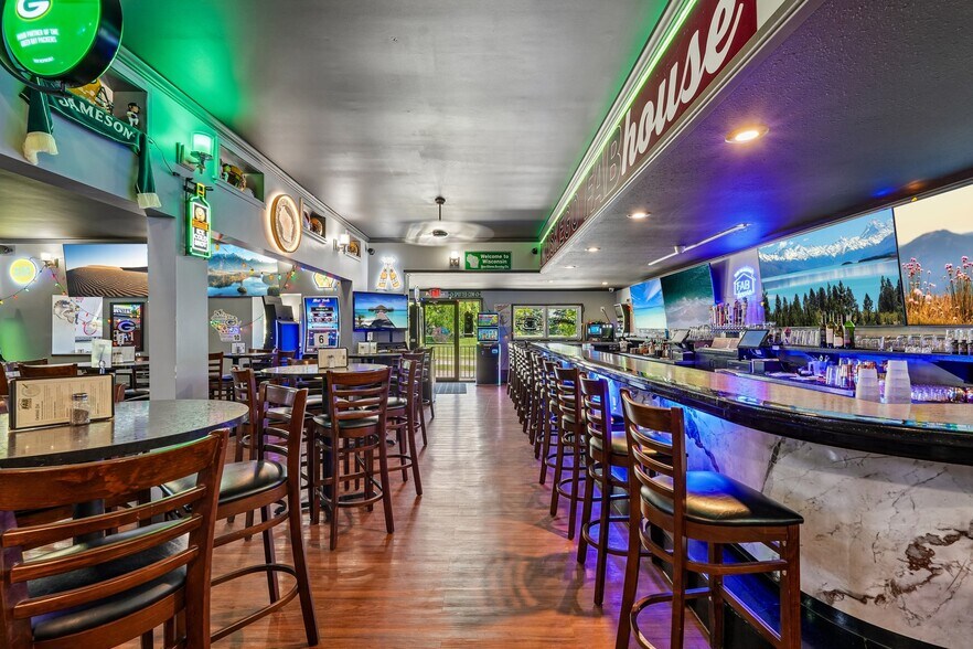 More Photos Of S76W17745 Janesville Rd, Muskego Restaurant For Sale