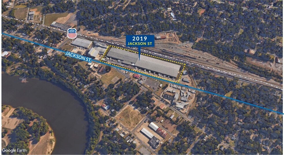 More Photos Of 2019 Jackson St, Monroe Warehouse For Lease