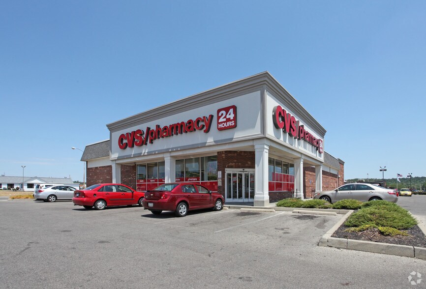 More Photos Of 28 N Brookwood Ave, Hamilton Drugstore For Sale