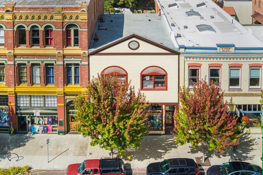 More Photos Of 936 Water St, Port Townsend Storefront Retail Residential For Sale