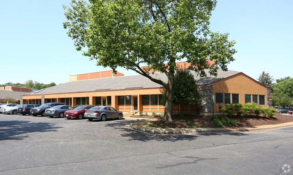 More Photos Of 9323 Midlothian Tpke, Richmond Unknown For Lease