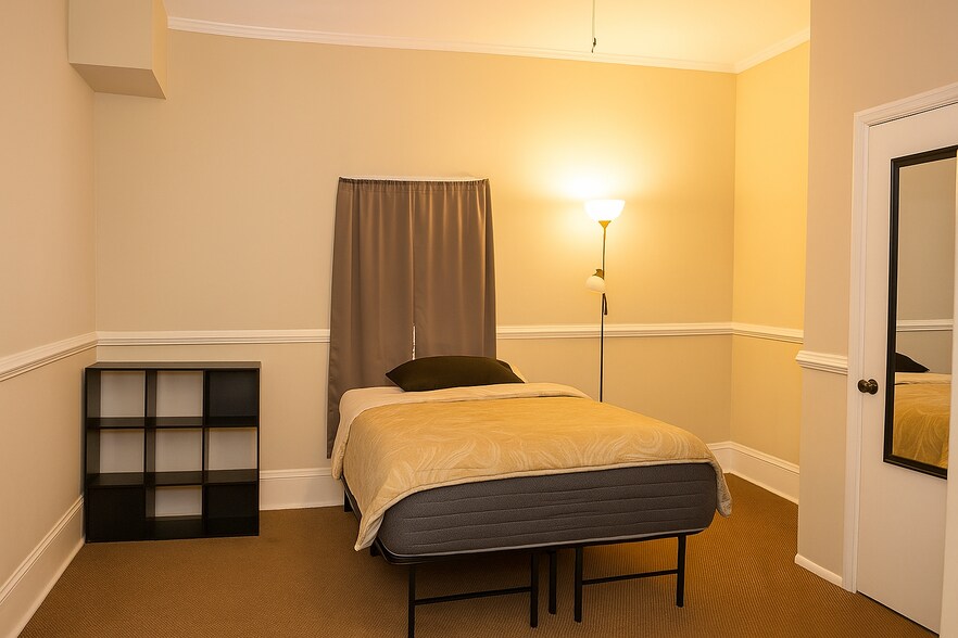 More Photos Of 927 Apple St, Winston-Salem Multifamily For Sale