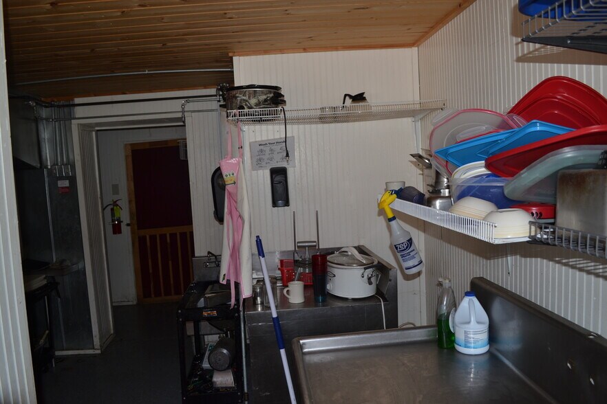 More Photos Of 220 Highway 261, Buchanan Dam Restaurant For Lease