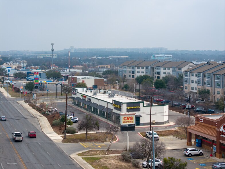 More Photos Of 8622 Huebner Rd, San Antonio Storefront For Lease