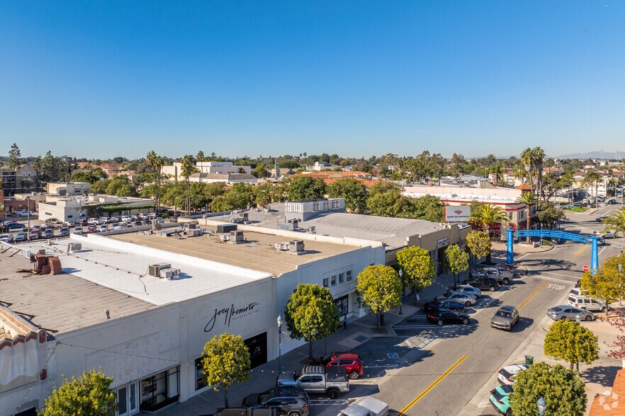 More Photos Of 1267 Sartori Ave, Torrance Storefront For Lease