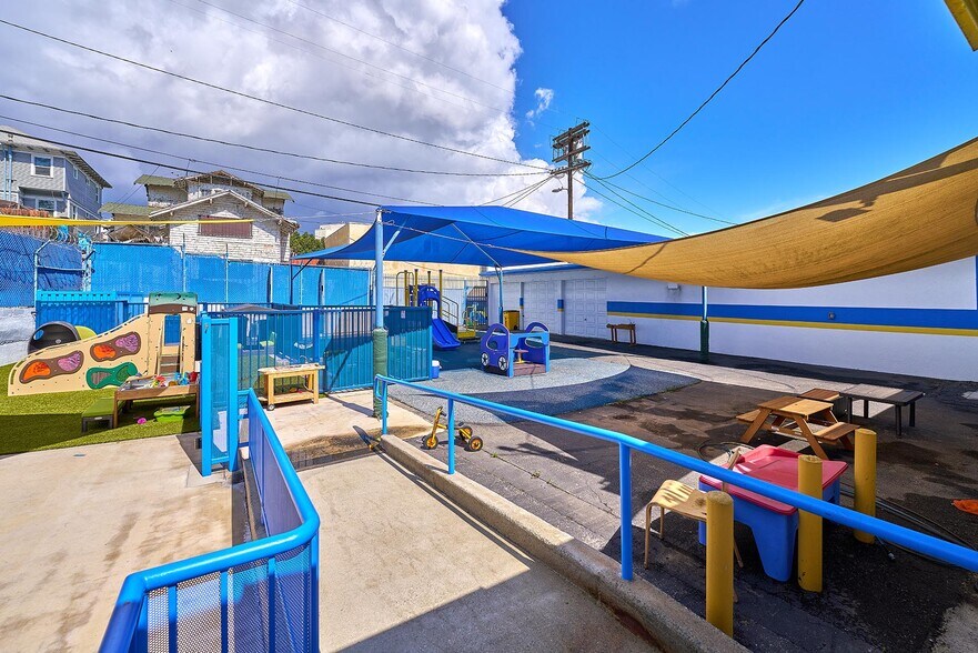 More Photos Of 1501 Beverly Blvd, Los Angeles Office For Sale