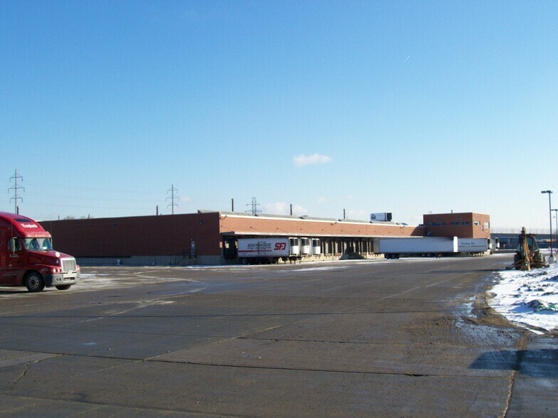 Primary Photo Of 12499 Evergreen Ave, Detroit Refrigeration Cold Storage For Lease