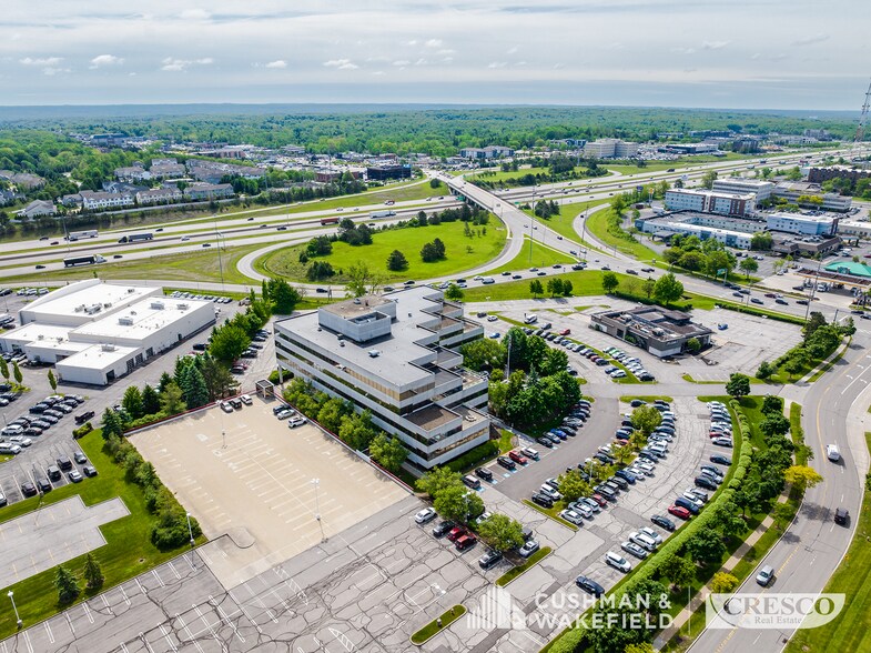 More Photos Of 3401 Enterprise Pky, Beachwood Office For Lease