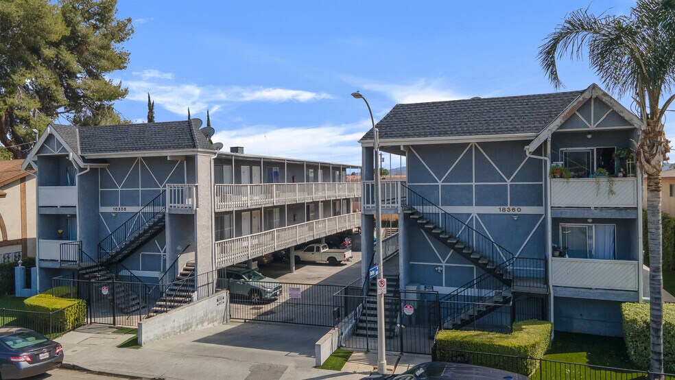 More Photos Of 18356 Napa St, Northridge Apartments For Sale