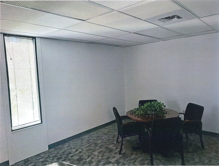 More Photos Of 1020 Woodman Dr, Dayton Office For Lease