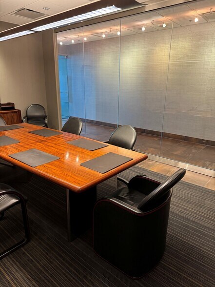 More Photos Of 7226 Lee Deforest Dr, Columbia Medical For Sale