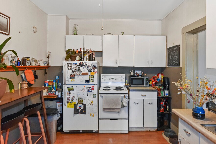 More Photos Of 9 River St, Saranac Lake Apartments For Sale