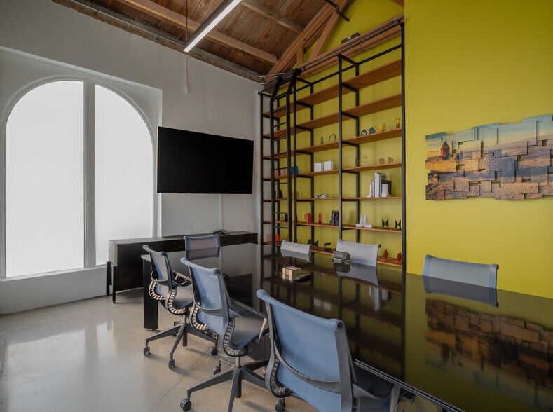 More Photos Of 880 E Broadway, Glendale Loft Creative Space For Sale