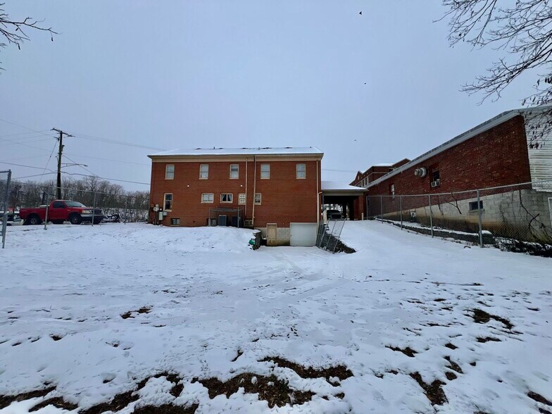 More Photos Of 240 E Main St, Mount Vernon Apartments For Sale