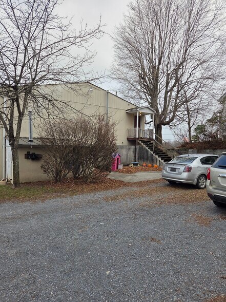 More Photos Of 120 Seneca Trl, Lewisburg Storefront Retail Residential For Sale
