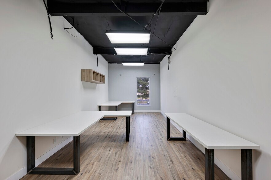 More Photos Of 1820 E Garry Ave, Santa Ana Office For Sale