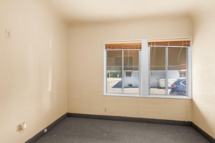 More Photos Of 1826 Sonoma St, Redding Healthcare For Sale