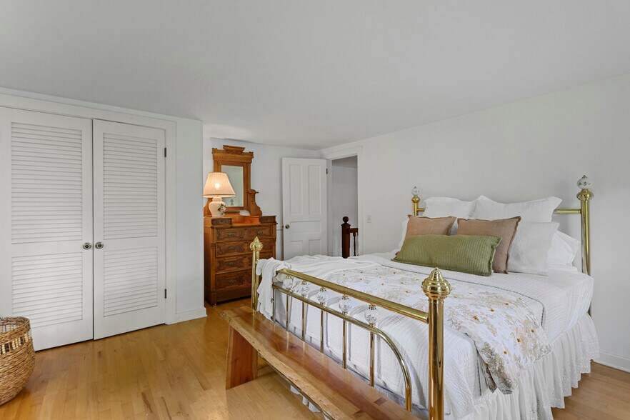 More Photos Of 540 North St, Green Lake Storefront Retail Residential For Sale