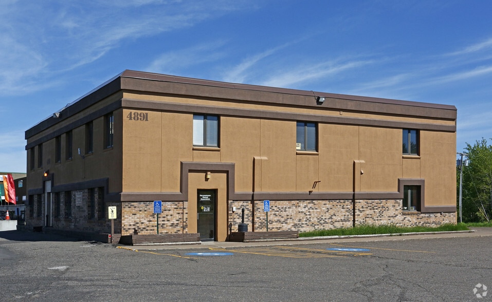 Primary Photo Of 4891 Miller Trunk Hwy, Duluth Office For Sale