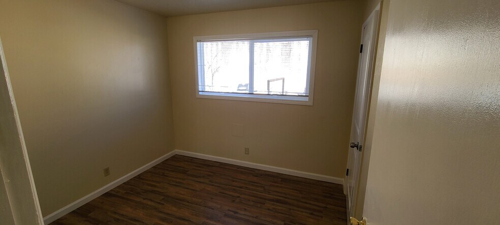 More Photos Of 420 Lee St, Carson City Apartments For Sale